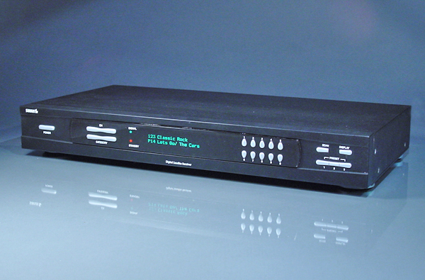 Large-format unit with a wide digital display and multifunctional input options, blending professional aesthetics with usability.